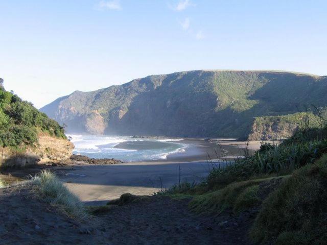 Bethells Beach Cottages Exterior foto