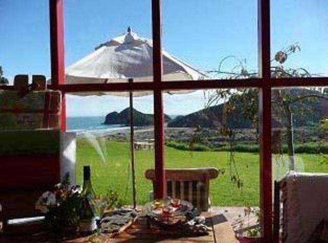 Bethells Beach Cottages Exterior foto