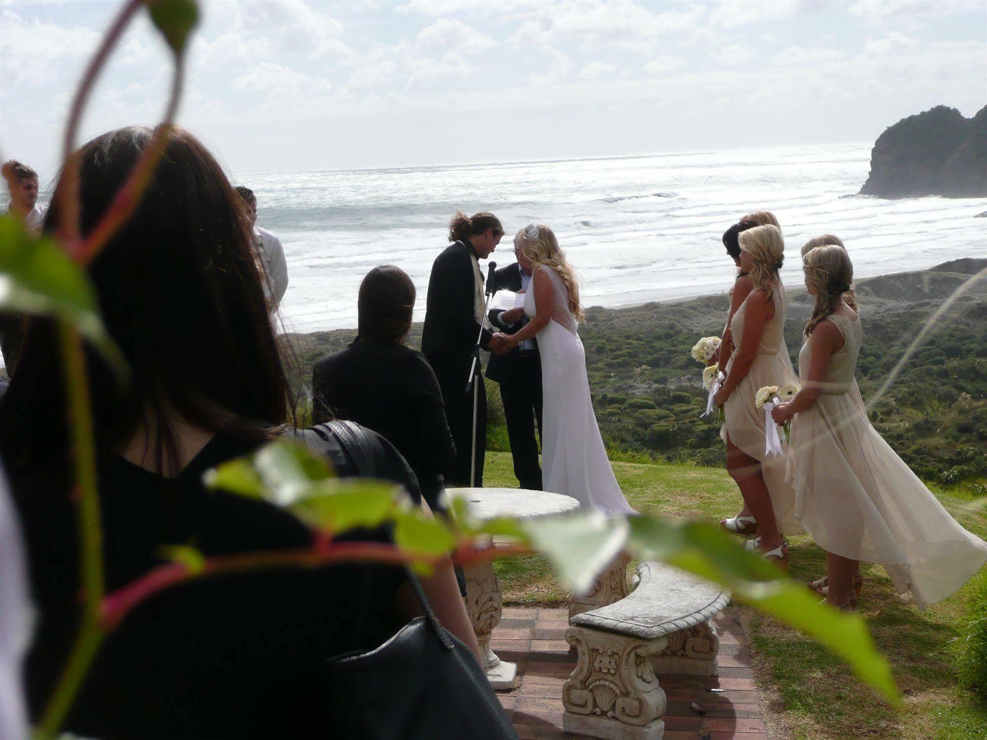 Bethells Beach Cottages Exterior foto